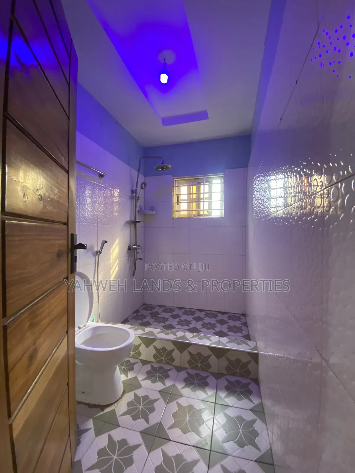 2bdrm Apartment in Tseaddo, Spintex for rent
