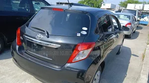 Toyota Vitz 2012 Black