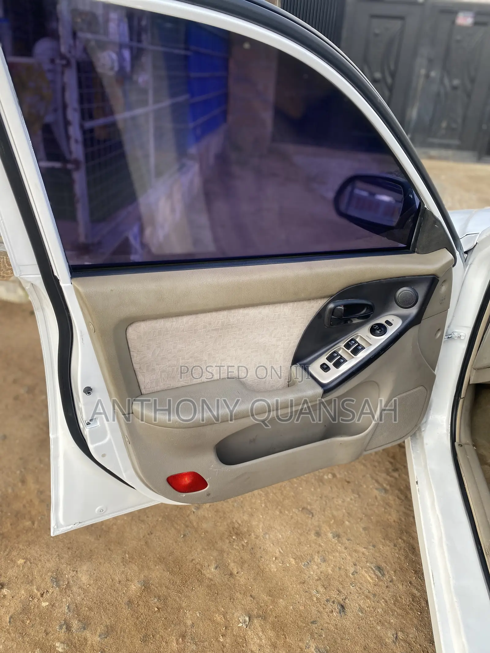 Hyundai Elantra GT 2002 White