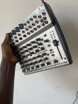 Audio Mixer Behringer