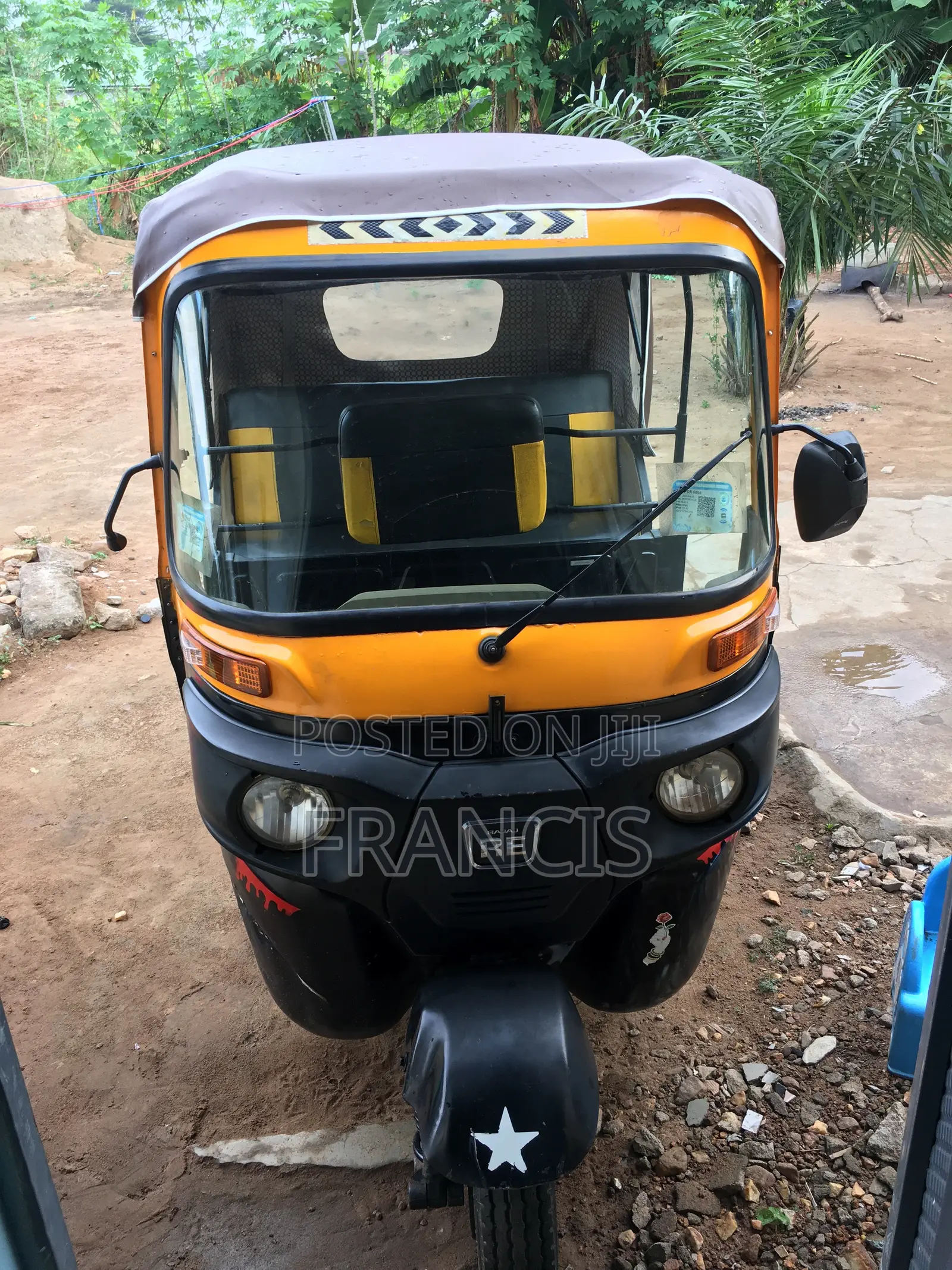Bajaj RE 2022 Black