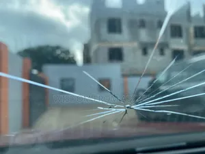 Windscreen Cracked Stoppthe Cracked Repairs Mobile Services Available