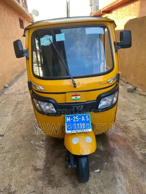 TVS King Deluxe Plus iTouch Start 2025 Yellow