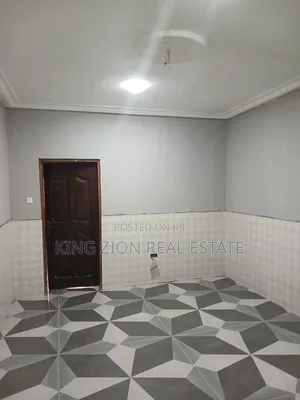 1bdrm Apartment in Kingzion Real, Last Stop for rent