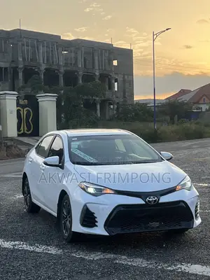Toyota Corolla S Plus 4dr Sedan (1.8L 4cyl 6M) 2015 White