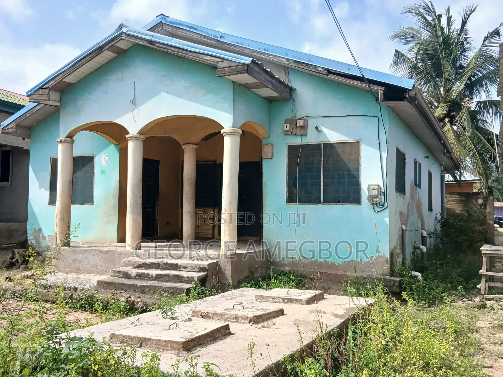 3bdrm House in Georges Estate, Assin South for sale
