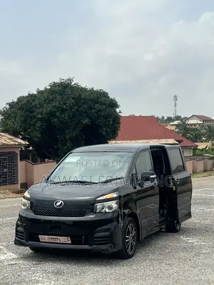 Toyota Voxy ZS 2WD 7-Seater 2012 Black