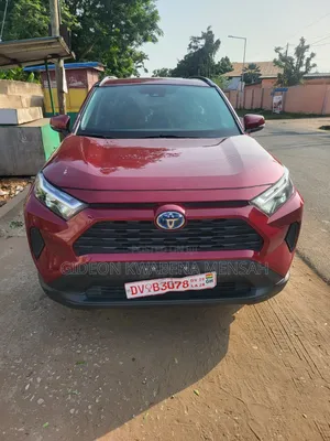 Toyota RAV4 2022 Red