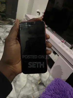 Apple iPhone 11 64 GB Red