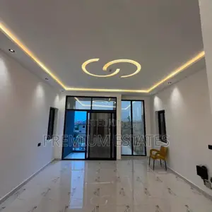 3bdrm House in Ashaley Botwe for sale