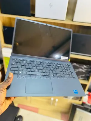 Laptop Dell Inspiron 15 8GB Intel Core i5 SSD 256GB