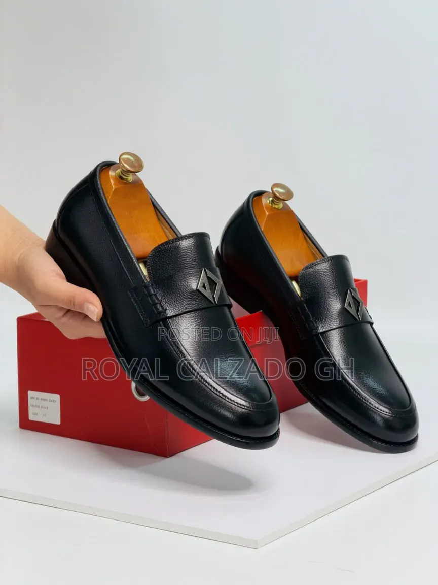 Quality Shoes Smocks