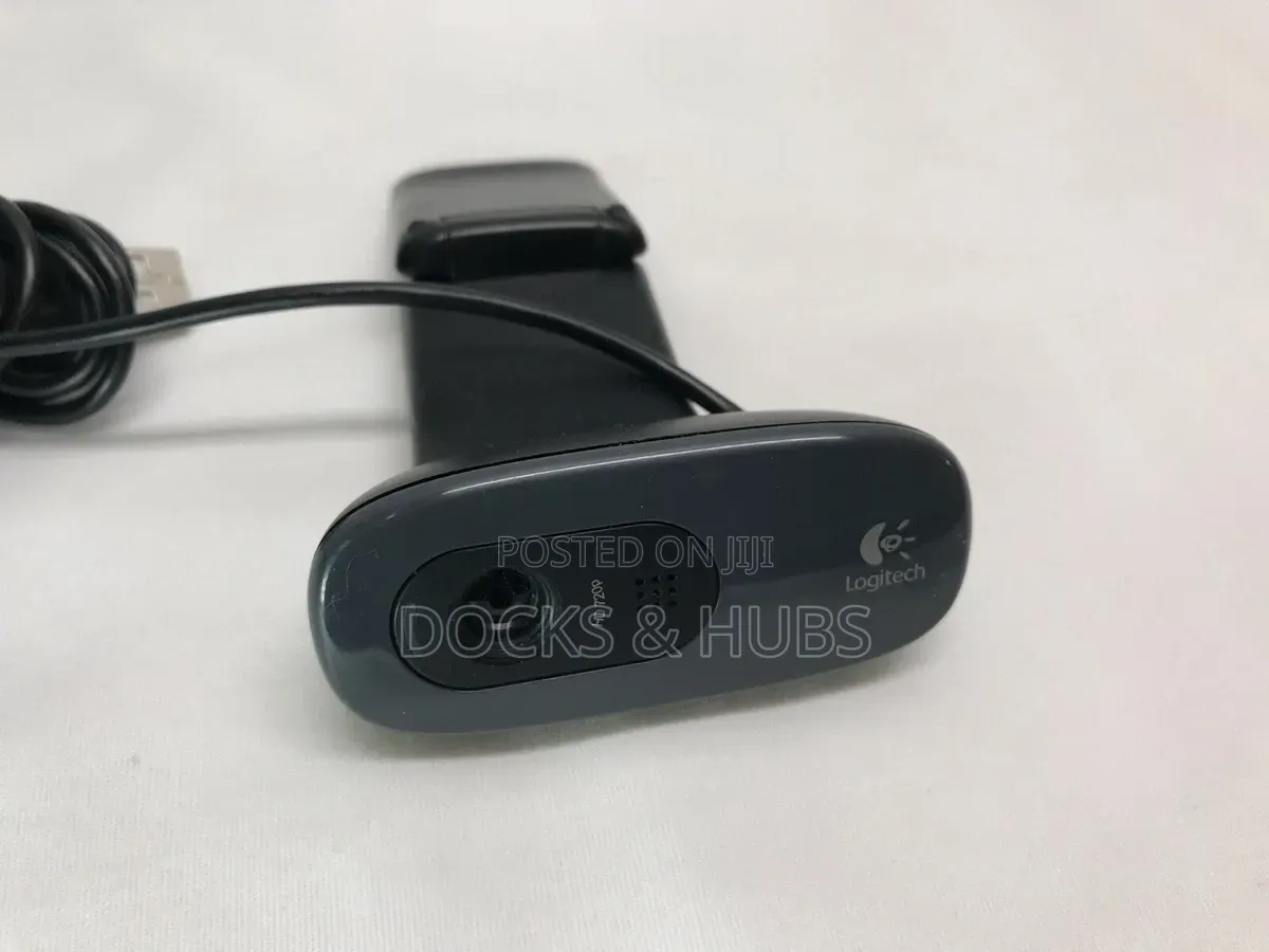 Logitech C270 HD Webcam - Built-in Microphone
