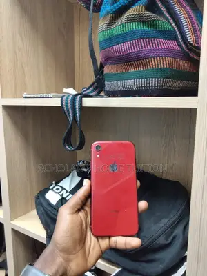 Apple iPhone XR 64 GB Red