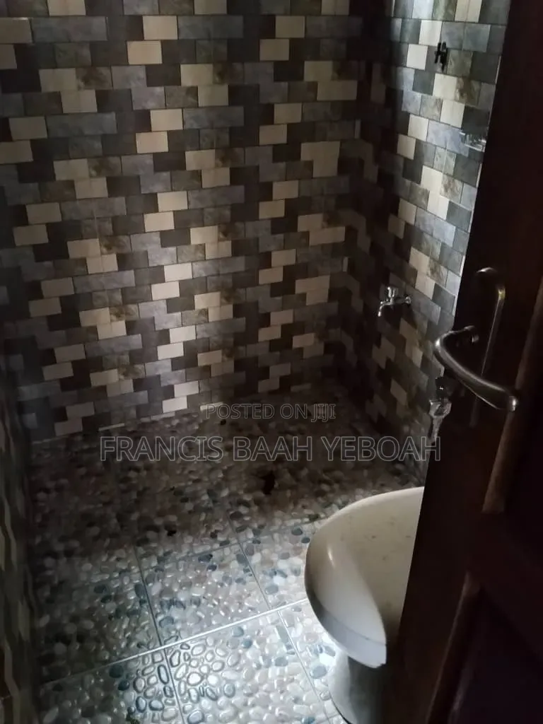 1bdrm Apartment in Shining Star Real, Awutu Senya East Municipal