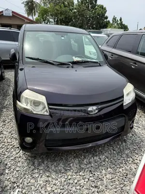 Toyota Sienta 1.5 FWD 2013 Matt Black