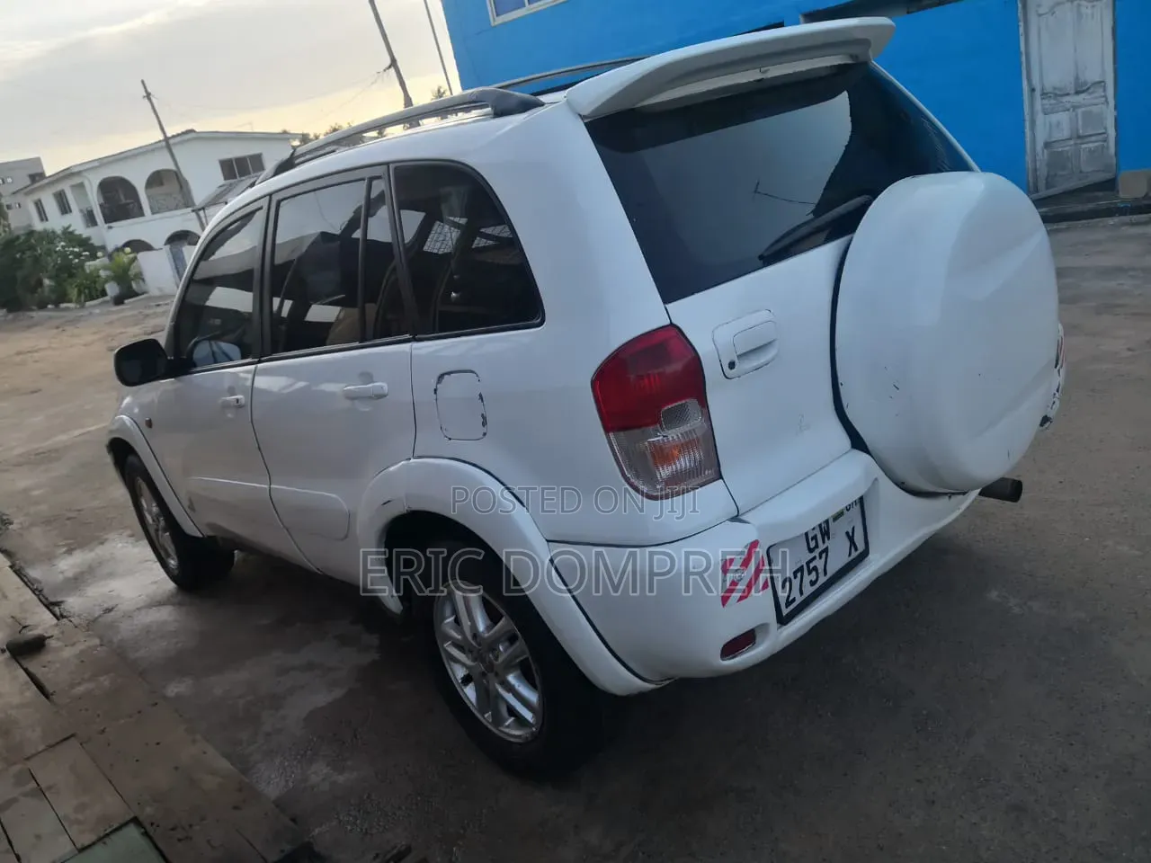 Toyota RAV4 2004 White