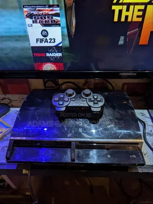 Ps3 Fat With 18 Solid Games Loaded 