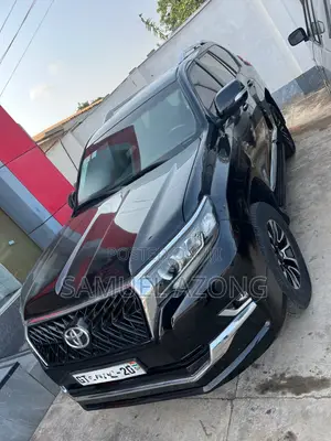 Toyota Land Cruiser Prado 2.8 D-4D 2015 Black