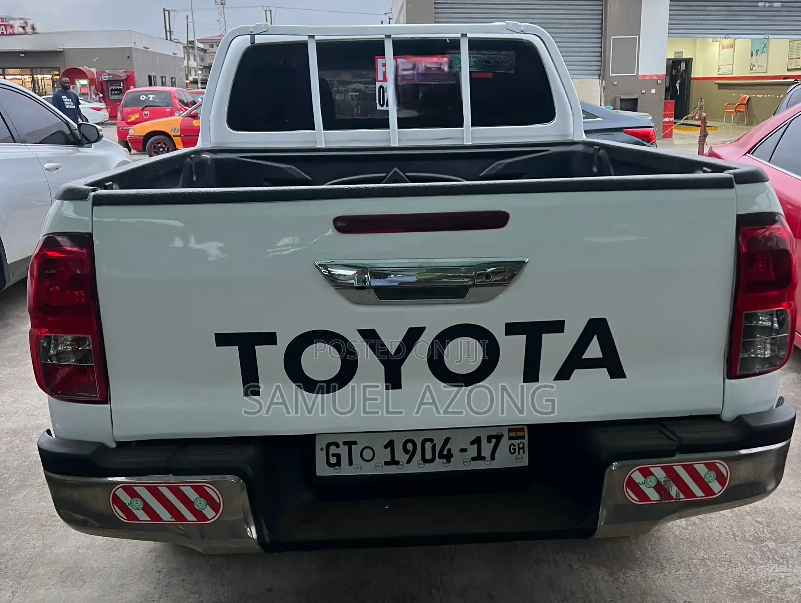 Toyota Hilux SR+ 4x4 2017 White