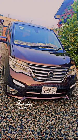 Nissan Caravan (Urvan) 2014 Brown