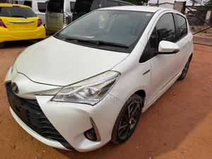 Toyota Yaris 2017 White
