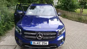 Mercedes-Benz GLB-Class 2024 Blue