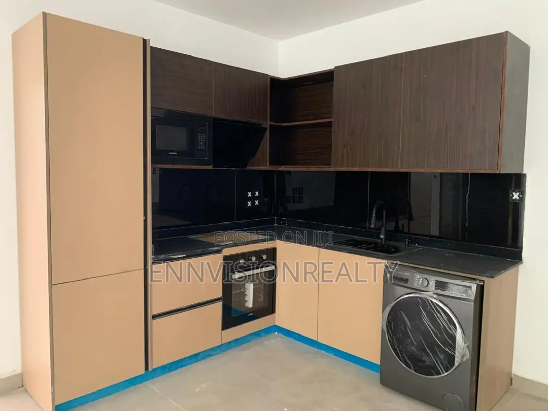2bdrm Townhouse/Terrace in The Mall for sale