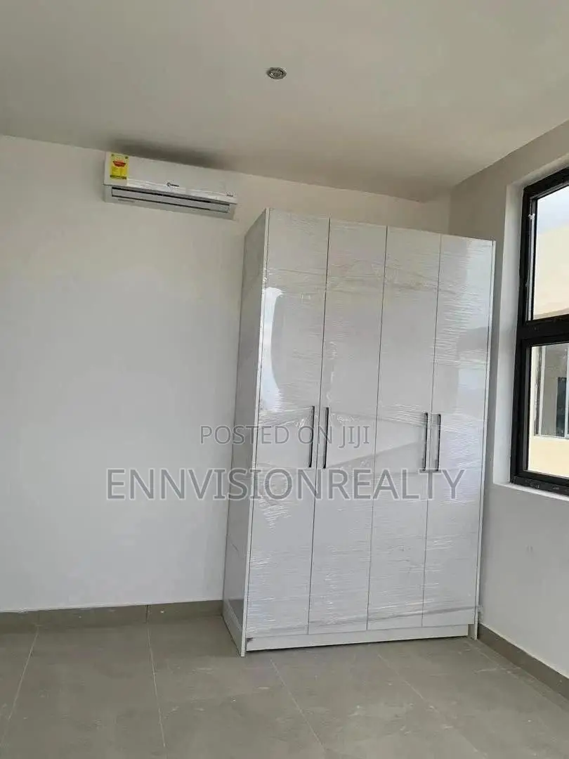 2bdrm Townhouse/Terrace in The Mall for sale
