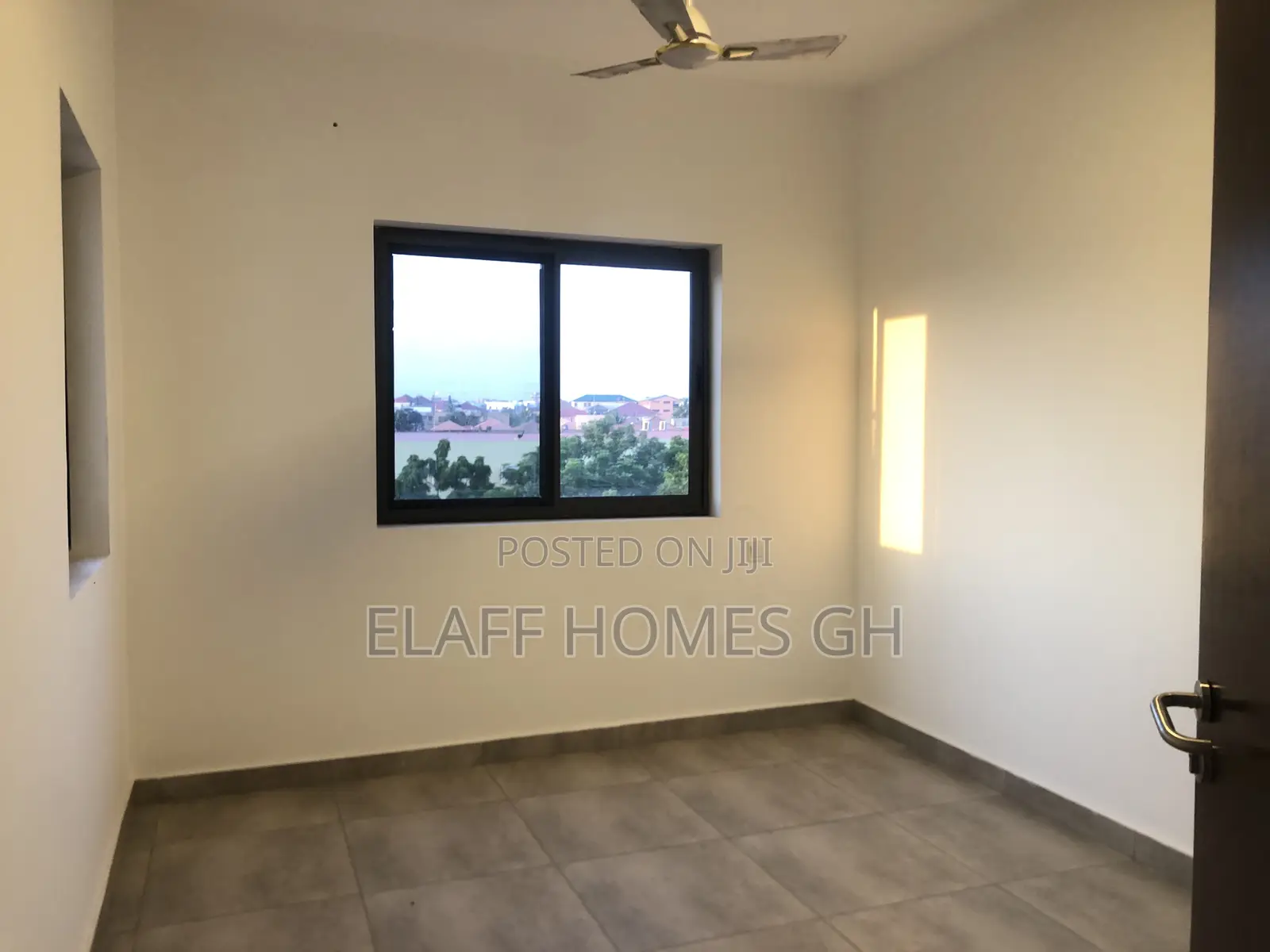 2bdrm Apartment in Elaffhomesgh, School Junction for rent