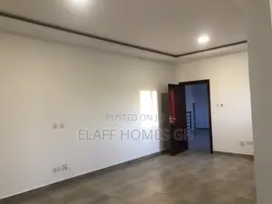 2bdrm Apartment in Elaffhomesgh, School Junction for rent