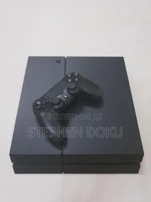 Sony Playstation 4 Standard