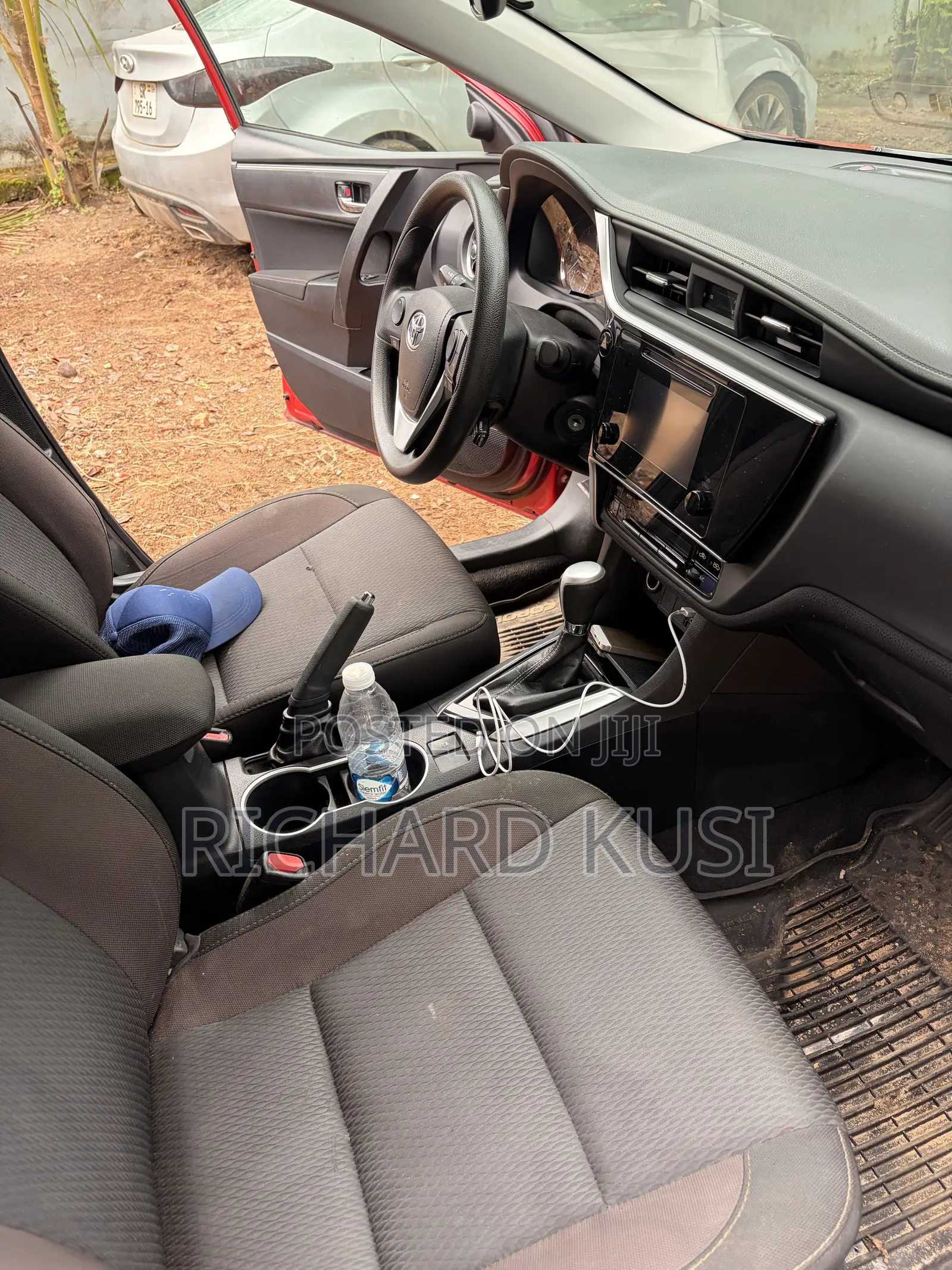 Toyota Corolla Le 2019 Red Home Used