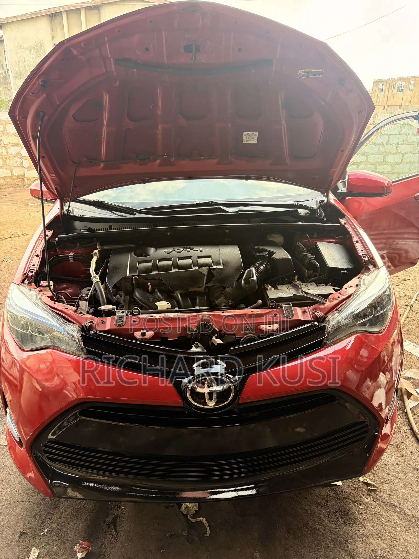 Toyota Corolla Le 2019 Red Home Used
