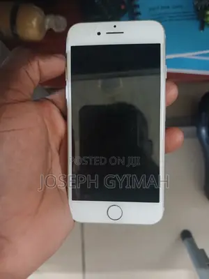 Apple iPhone 7 32 GB Silver