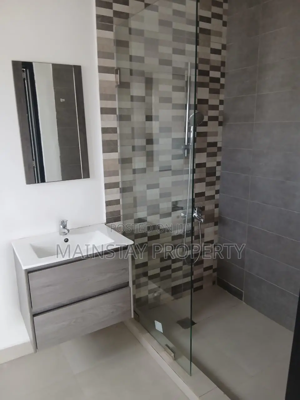 4bdrm House in Mainstay Estates, Tseaddo for rent
