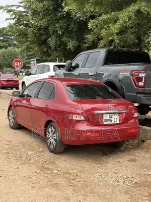 Toyota Yaris 2010 Red
