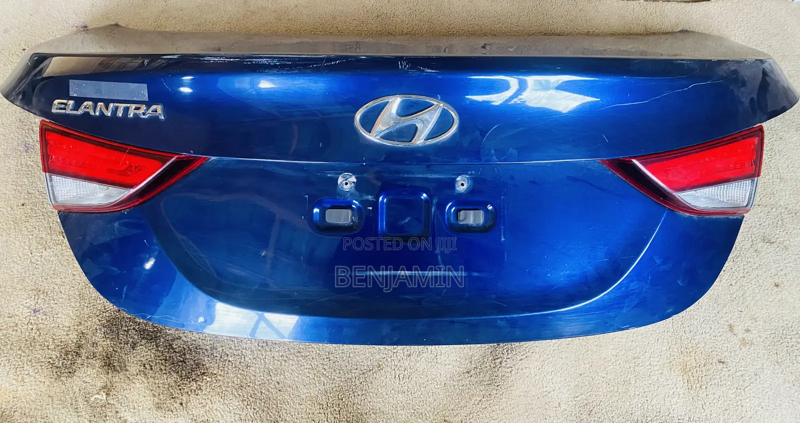Hyundai ELANTRA Boot Available