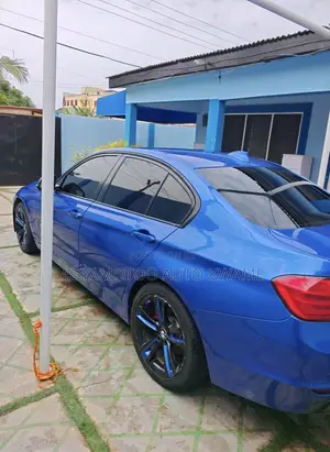 BMW 328i 2016 Blue