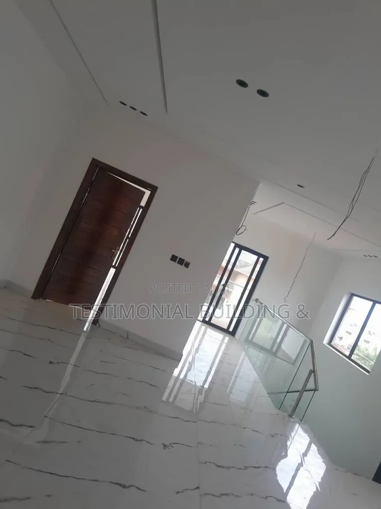 4bdrm House in Testimonial Building, Ghana Flag for sale