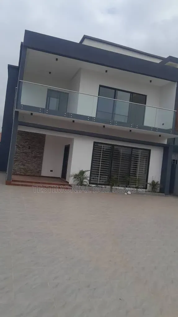 4bdrm House in Testimonial Building, Ghana Flag for sale