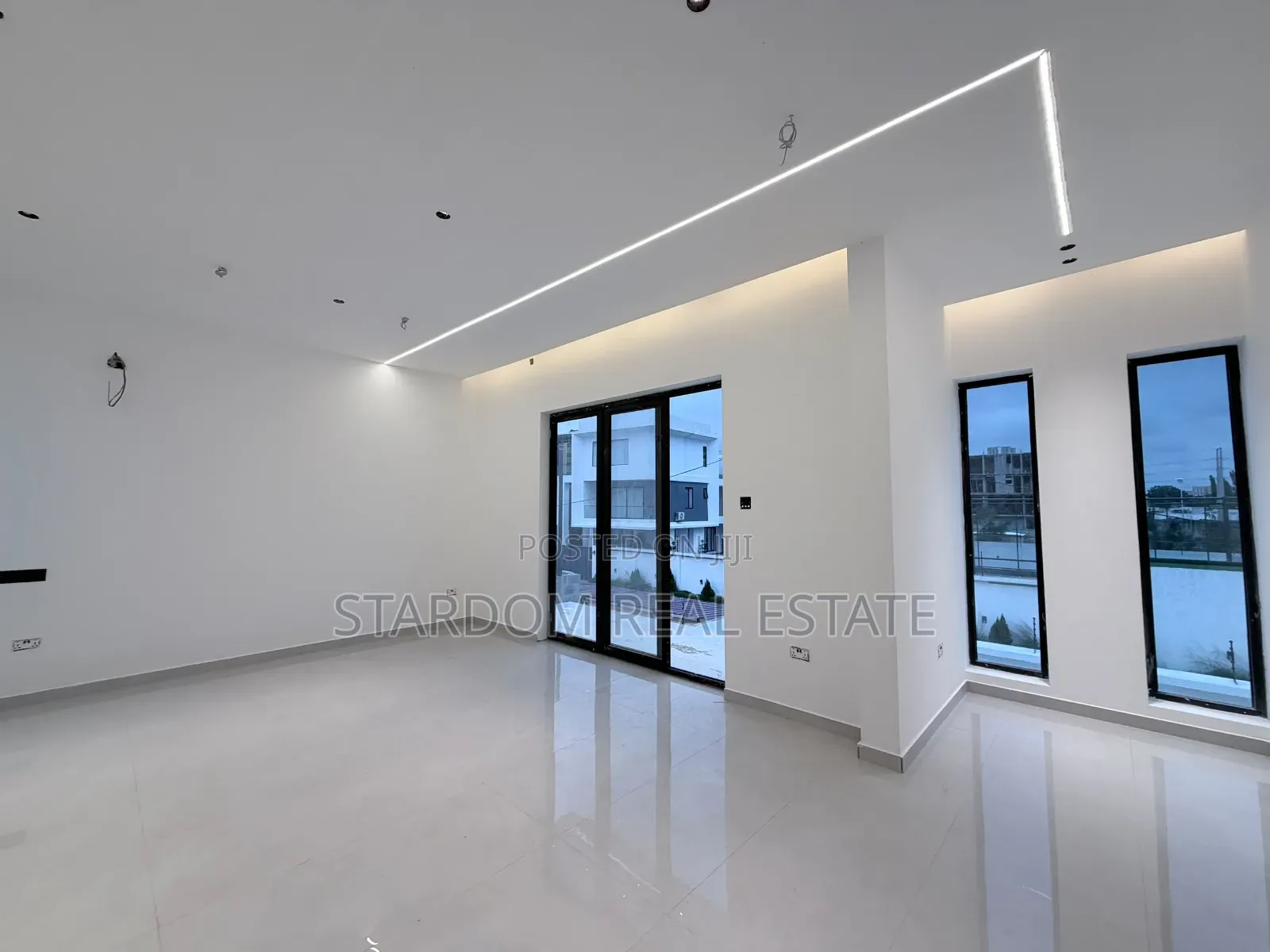 4bdrm Duplex in East Legon Hills, Ability for sale