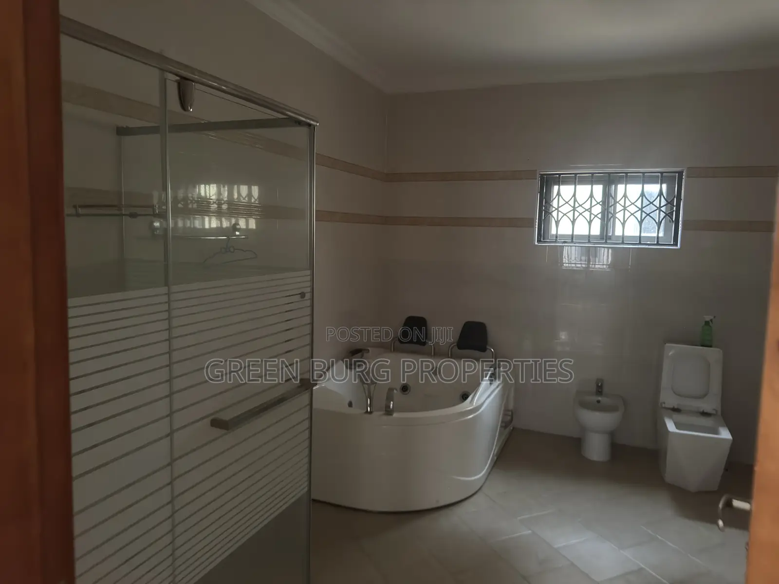 4bdrm House in East Legon for rent