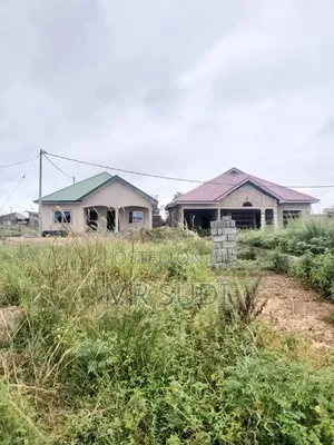 4bdrm House in Kas, Accra Metropolitan for sale