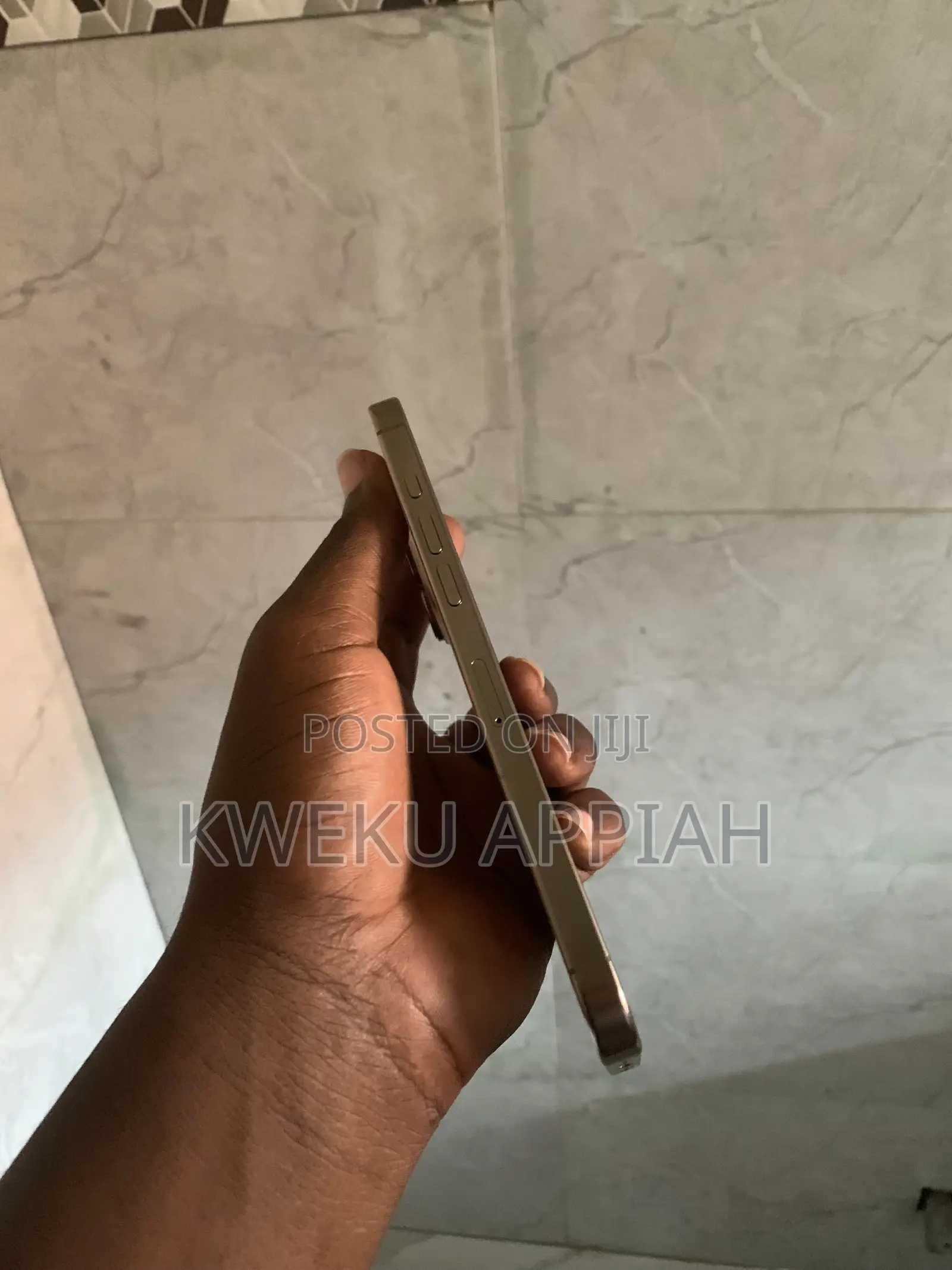 Apple iPhone 16 Pro Max 256 GB Gold