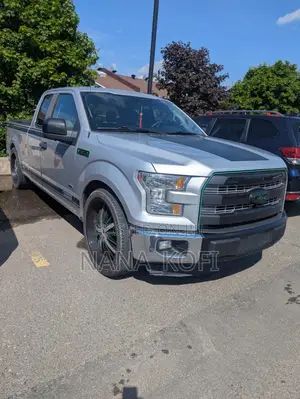 Ford F-150 Lariat 4x4 SuperCrew Cab Styleside 6.5 ft. box 157 in. WB Silver