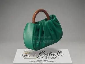 Emerald Green Cloud Bag – Wooden Handle