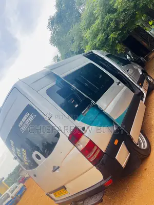 Mercedes-Benz Sprinter 2012
