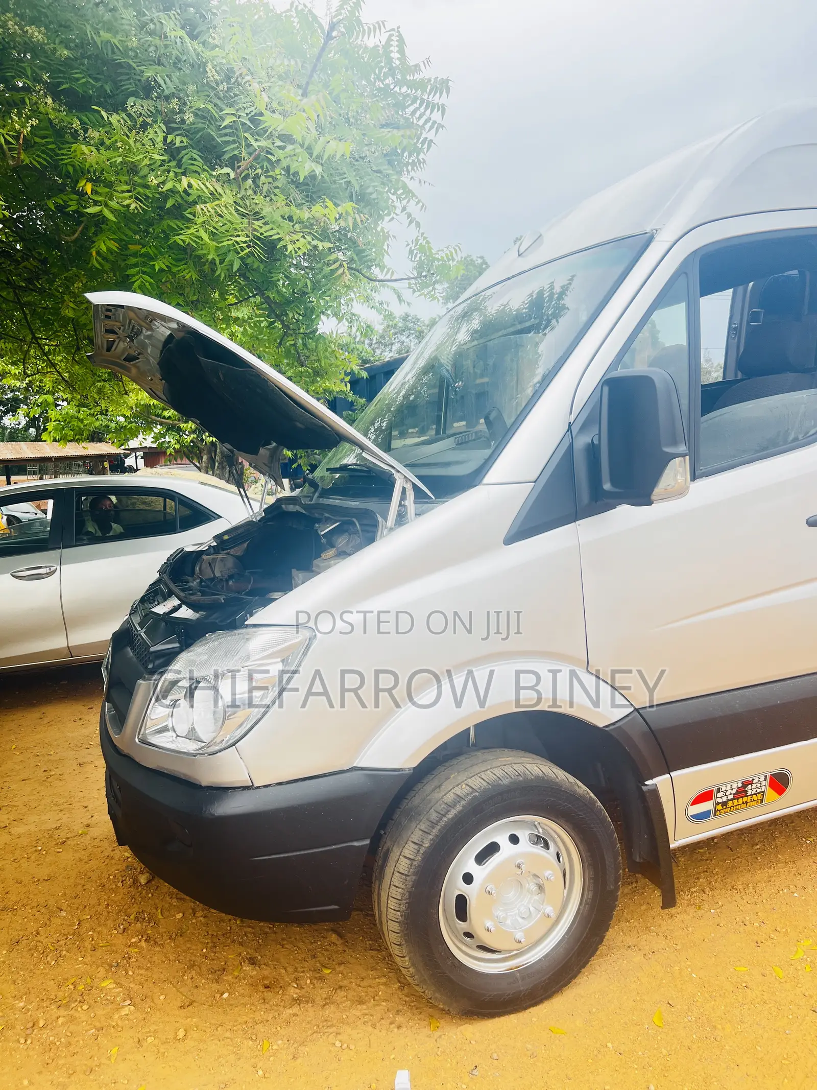 Mercedes-Benz Sprinter 2012