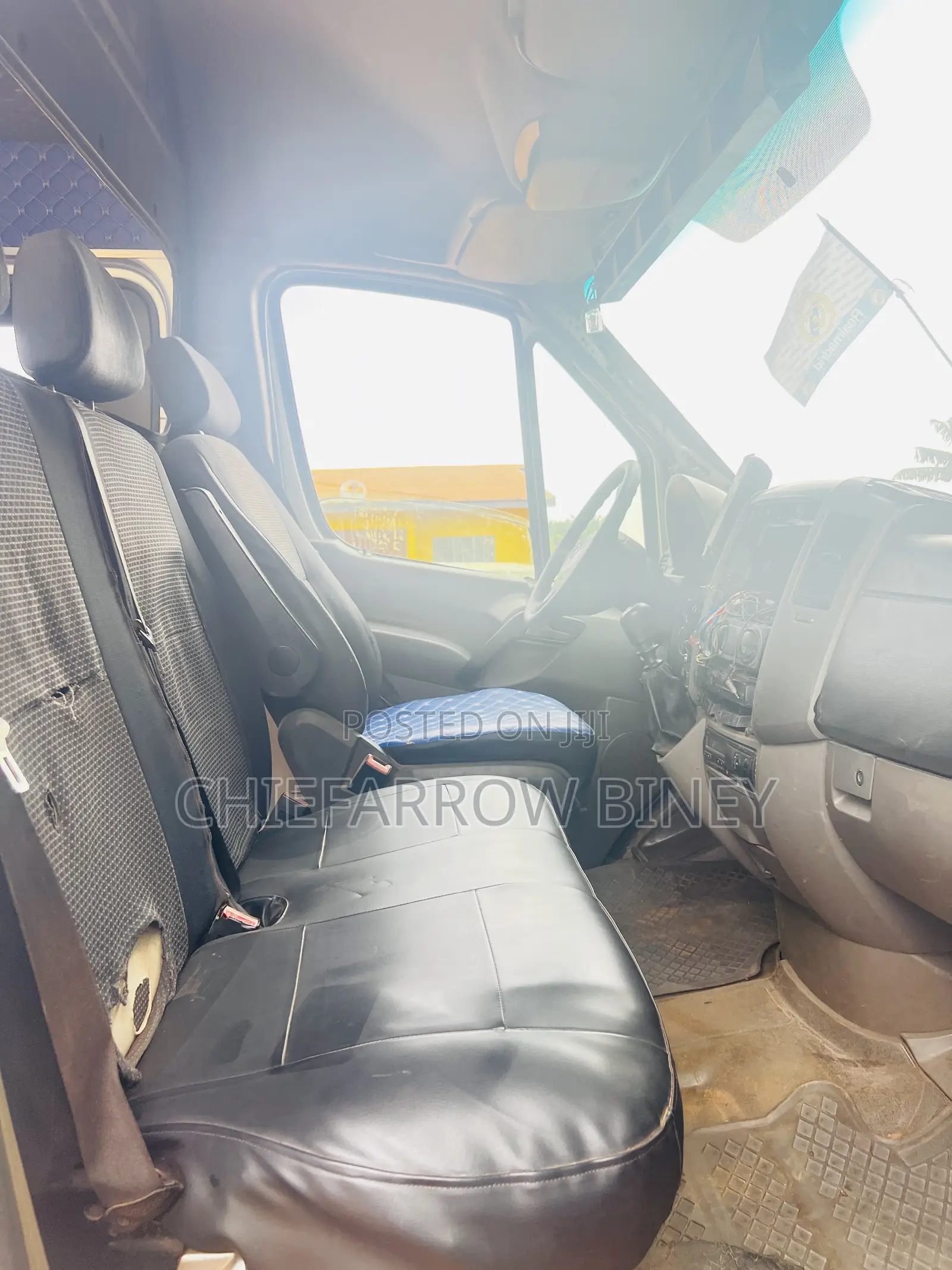 Mercedes-Benz Sprinter 2012